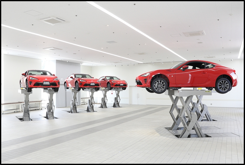Auto lift for practical training
