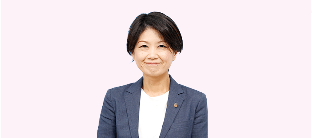 講師