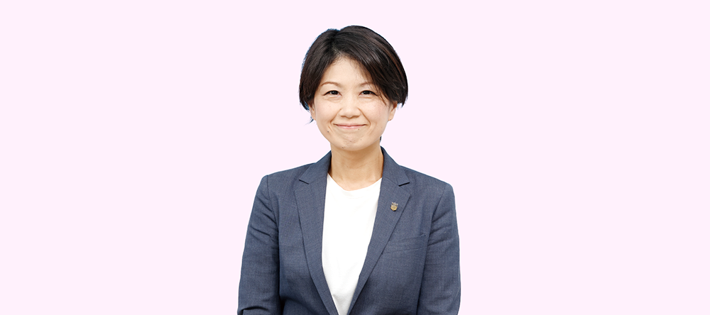 講師