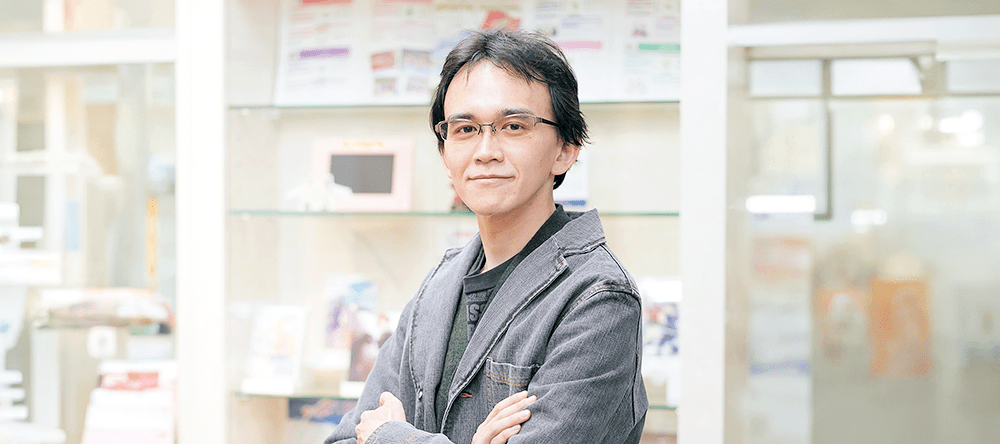 講師