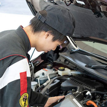 一級自動車整備士コース[一級自動車整備研究学科]