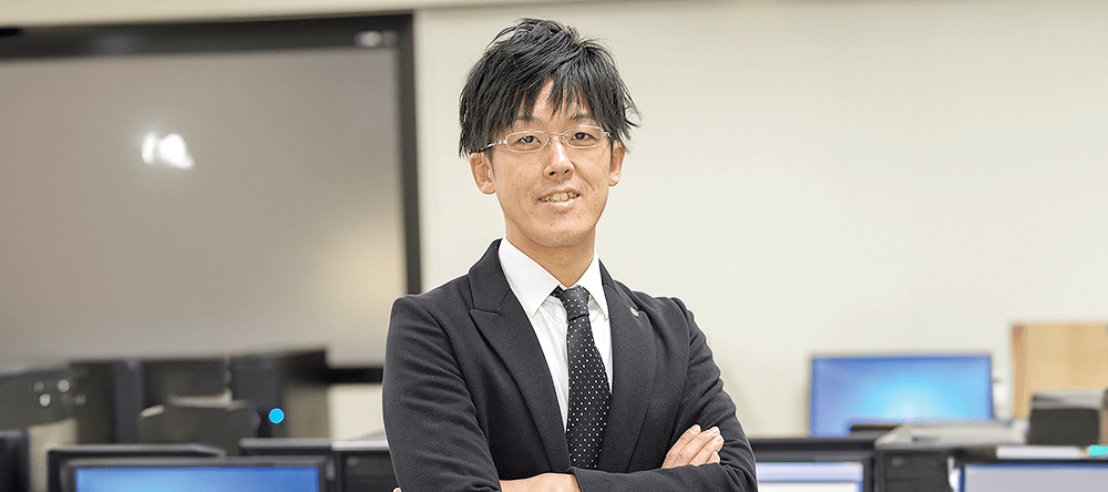 講師