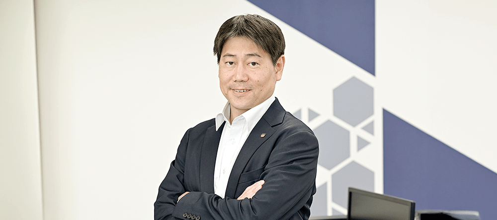 講師