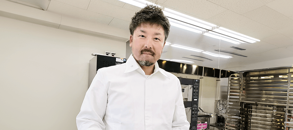 講師