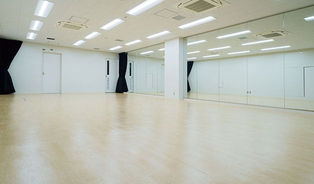 ダンススタジオ