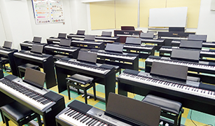 ピアノレッスン実習室