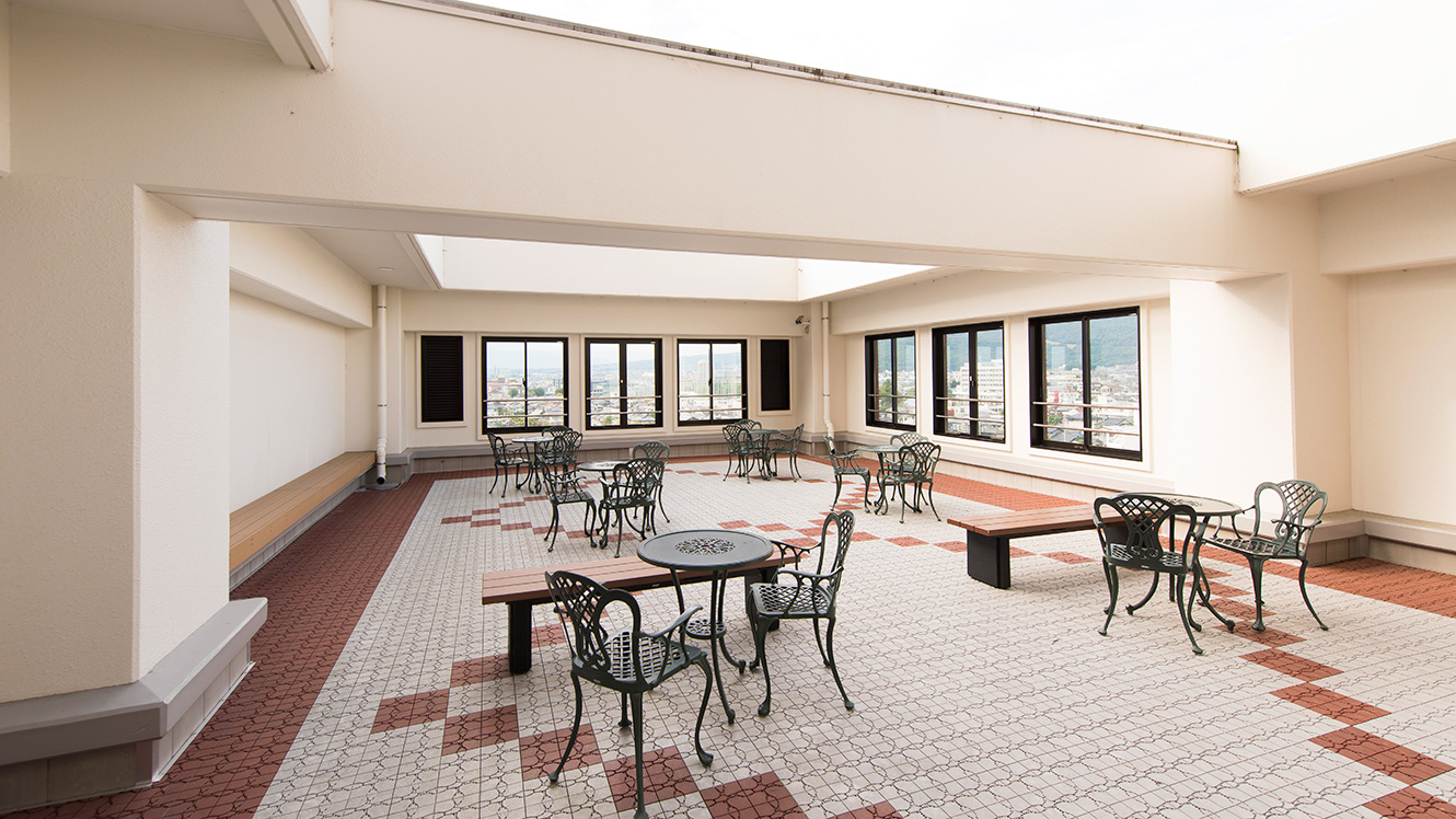 ルーフバルコニー